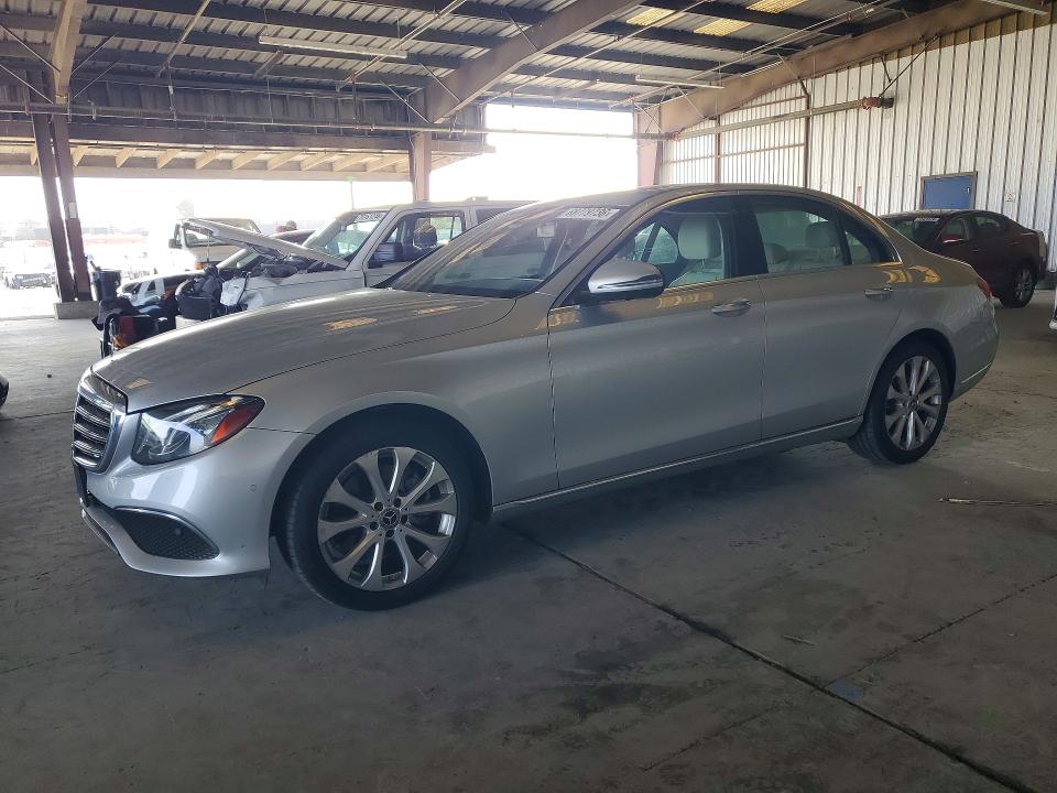 Aukcja sprzedaży 2019 Mercedes-benz E, vin: WDDZF4JB6KA548665, numer aukcji: 69779736