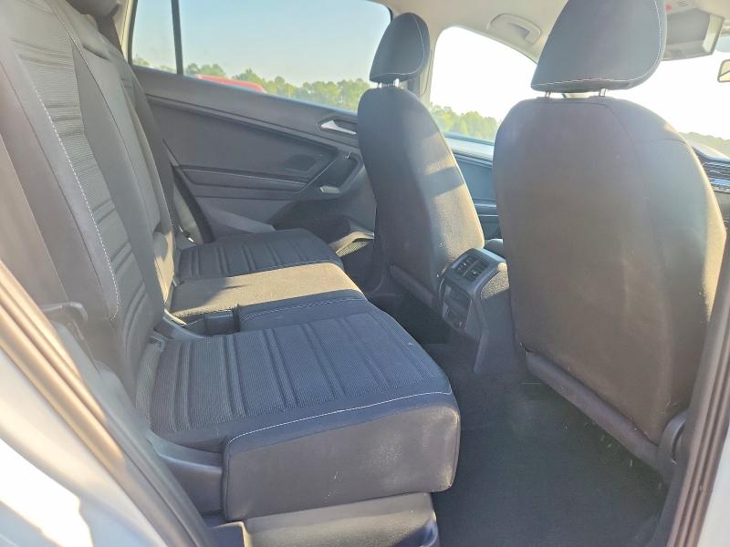 67244156 :رقم المزاد ، 3VV0B7AX4NM170737 vin ، 2022 Volkswagen Tiguan مزاد بيع