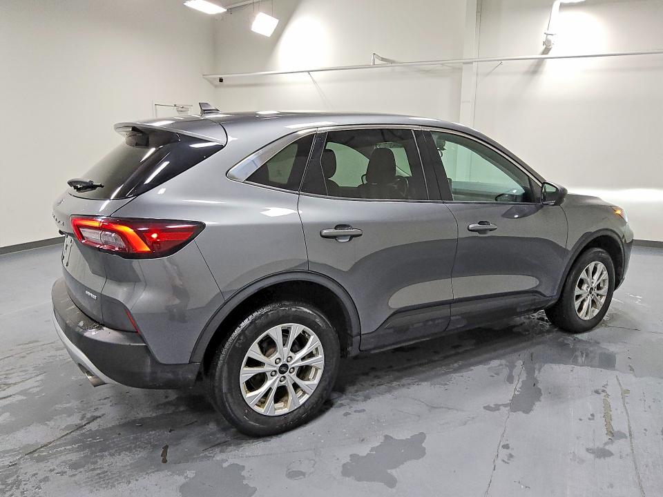 70298676 :رقم المزاد ، 1FMCU9GN9PUA34251 vin ، 2023 Ford Escape مزاد بيع