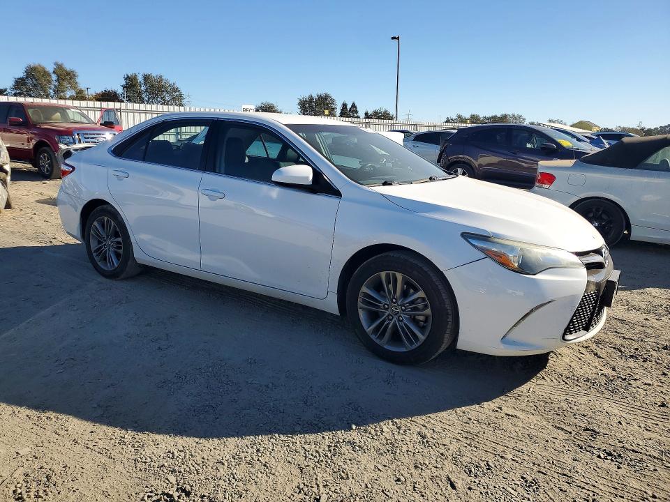 Aukcja sprzedaży 2016 Toyota Camry, vin: 4T1BF1FKXGU248647, numer aukcji: 70441446