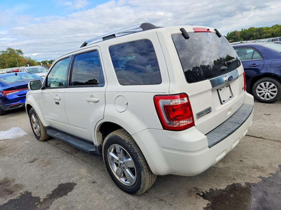 2011 Ford Escape მანქანა იყიდება აუქციონზე, vin: 1FMCU0EG1BKC01660, აუქციონის ნომერი: 71101246