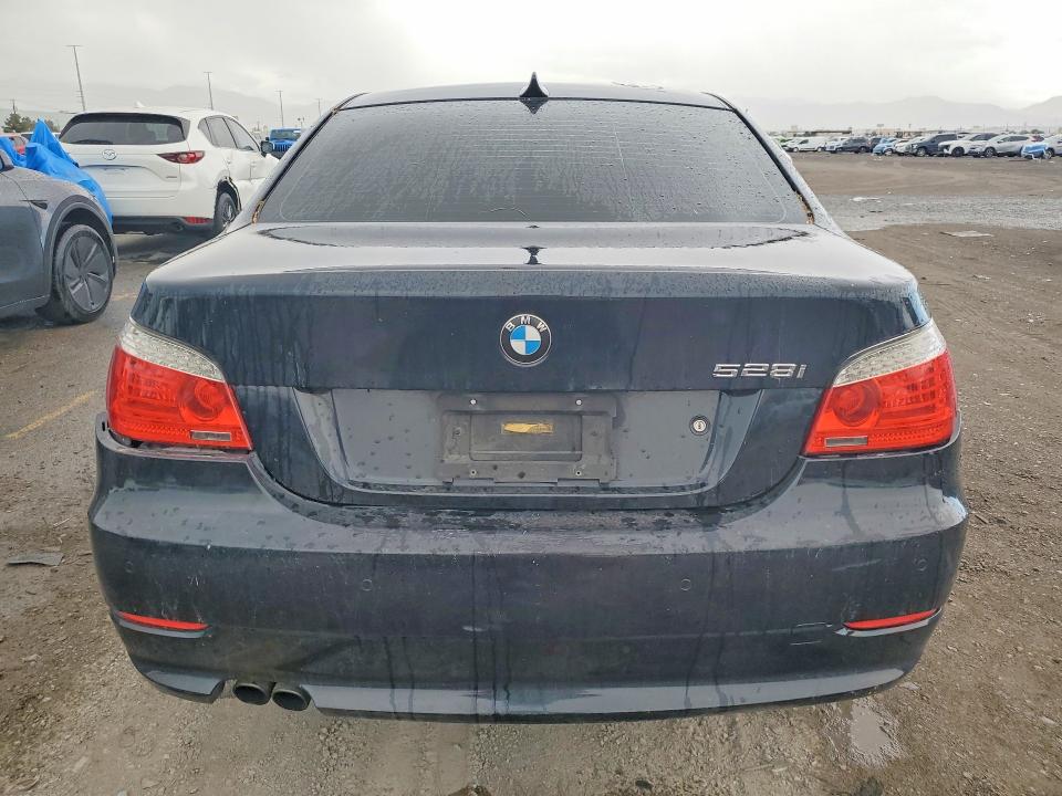 70833996 :رقم المزاد ، WBANU5C5XAC461007 vin ، 2010 Bmw 528 مزاد بيع