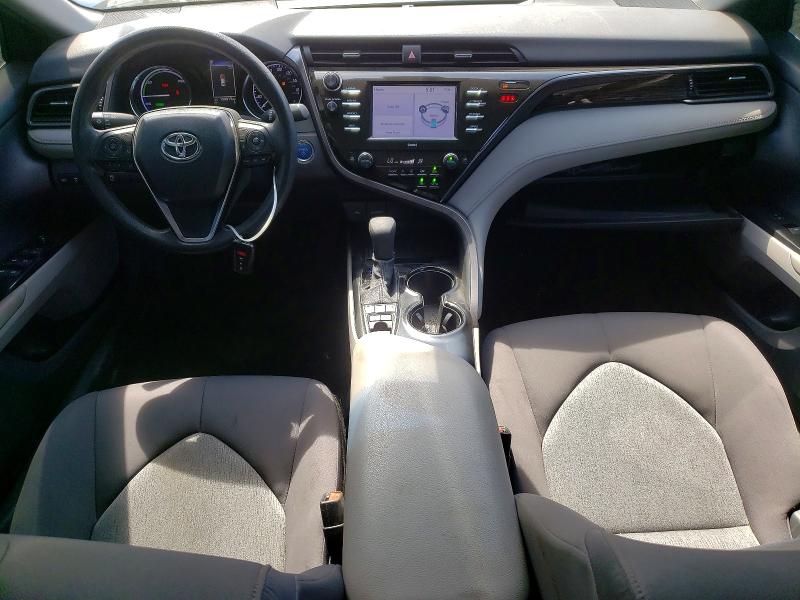 67848636 :رقم المزاد ، 4T1C31AK0LU522758 vin ، 2020 Toyota Camry مزاد بيع