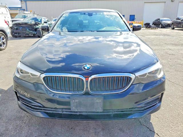 Продажа на аукционе авто 2019 Bmw 530e, vin: WBAJA9C53KB393607, номер лота: 61907666