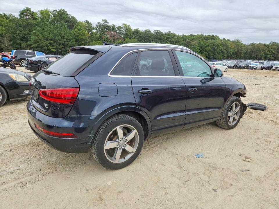 Продажа на аукционе авто 2015 Audi Q3, vin: WA1GFCFSXFR004742, номер лота: 69770976