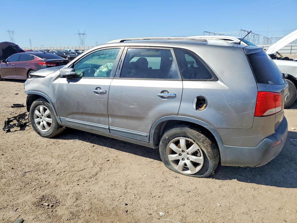 68986426 :رقم المزاد ، 5XYKT4A25BG116833 vin ، 2011 Kia Sorento مزاد بيع