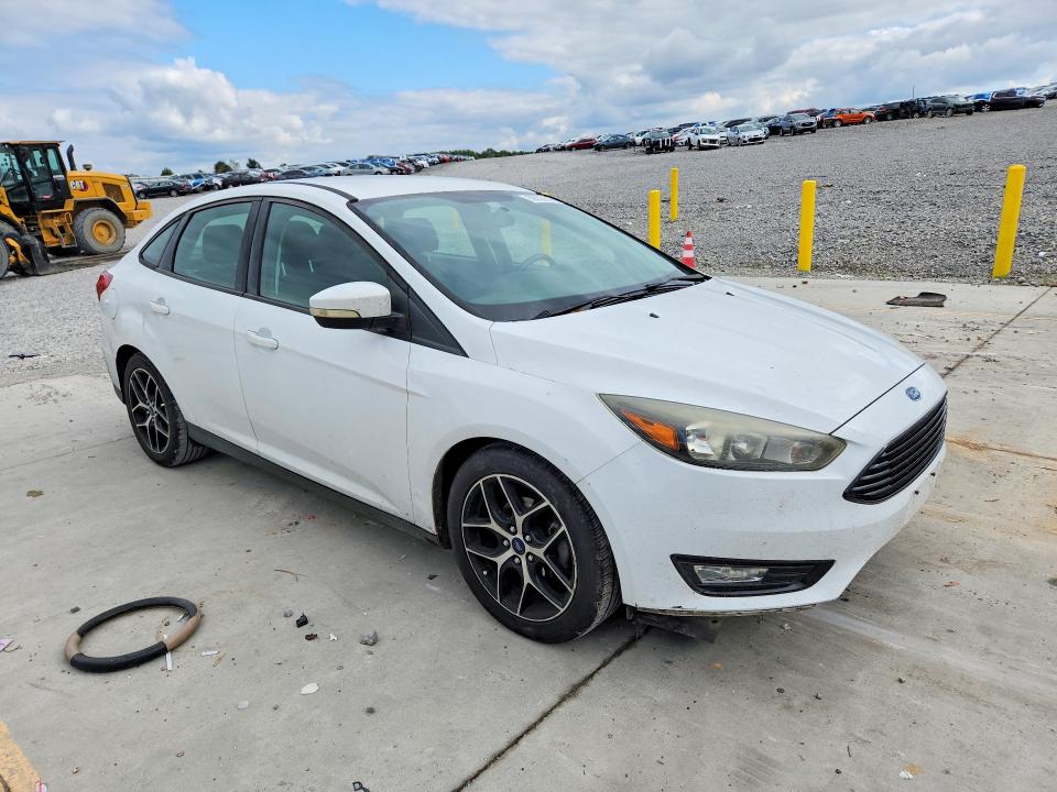 69928146 :رقم المزاد ، 1FADP3FE8HL273057 vin ، 2017 Ford Focus مزاد بيع
