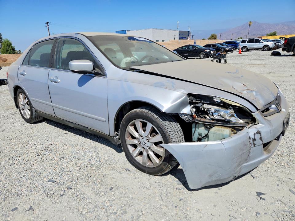 Продажа на аукционе авто 2005 Honda Accord, vin: 1HGCM66325A018928, номер лота: 69051256