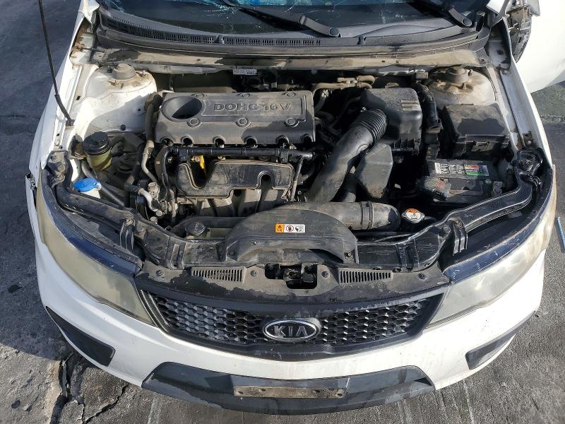71060846 :رقم المزاد ، KNAFU6A22D5709388 vin ، 2013 Kia Forte Koup مزاد بيع