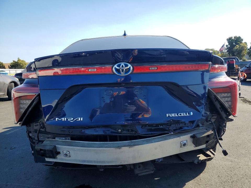 Продажа на аукционе авто 2018 Toyota Mirai, vin: JTDBVRBD5JA003907, номер лота: 70027366