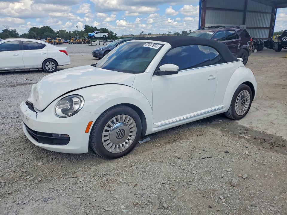 2016 Volkswagen Beetle მანქანა იყიდება აუქციონზე, vin: 3VW517AT5GM809373, აუქციონის ნომერი: 67601976