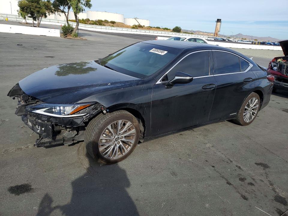 68068596 :رقم المزاد ، 58AD21B19LU010891 vin ، 2020 Lexus Es مزاد بيع