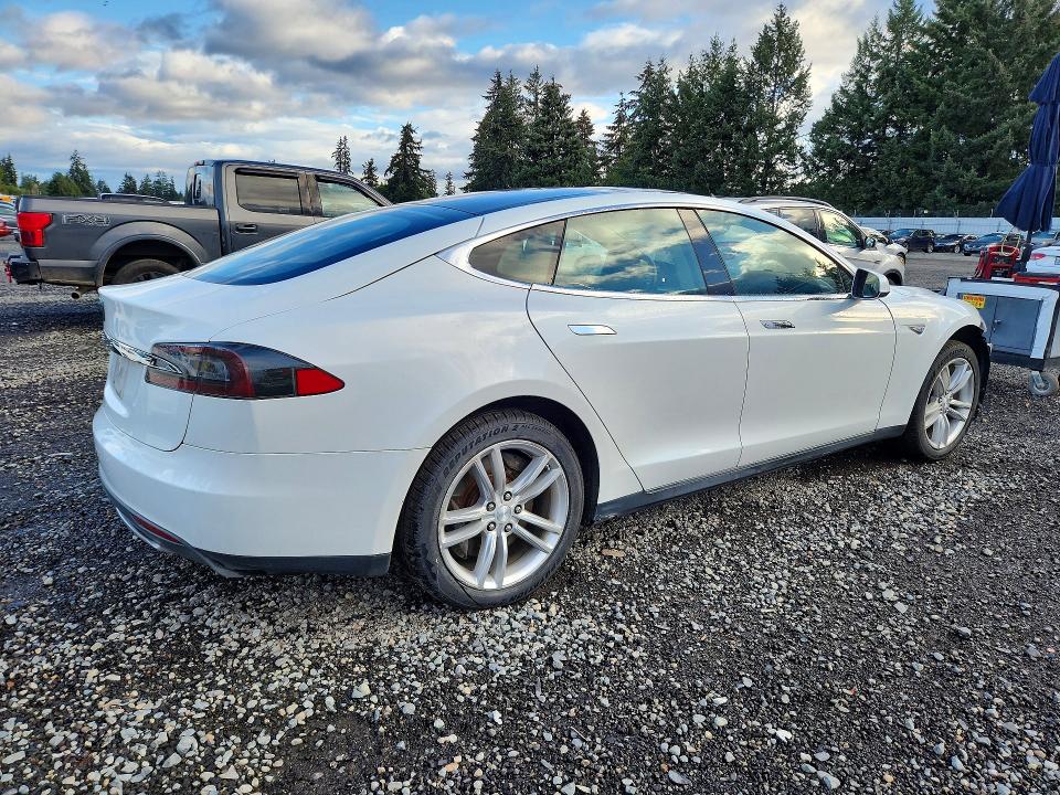 Продаж на аукціоні авто 2013 Tesla Model S, vin: 5YJSA1CN2DFP05876, номер лоту: 69297466