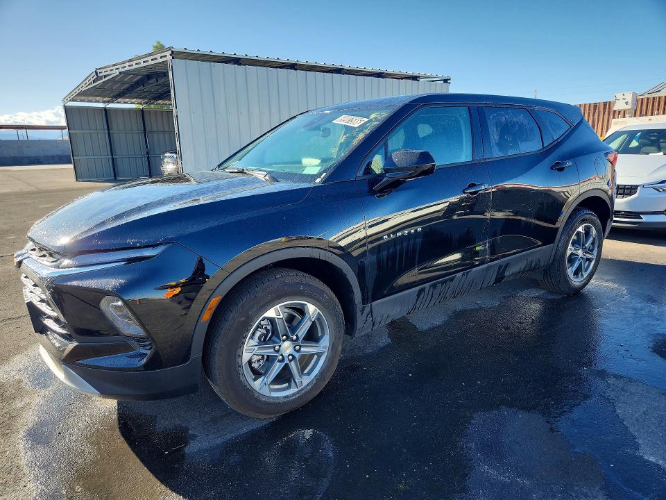 2026 Chevrolet Blazer მანქანა იყიდება აუქციონზე, vin: 3GNKBCR43TS179925, აუქციონის ნომერი: 69907586
