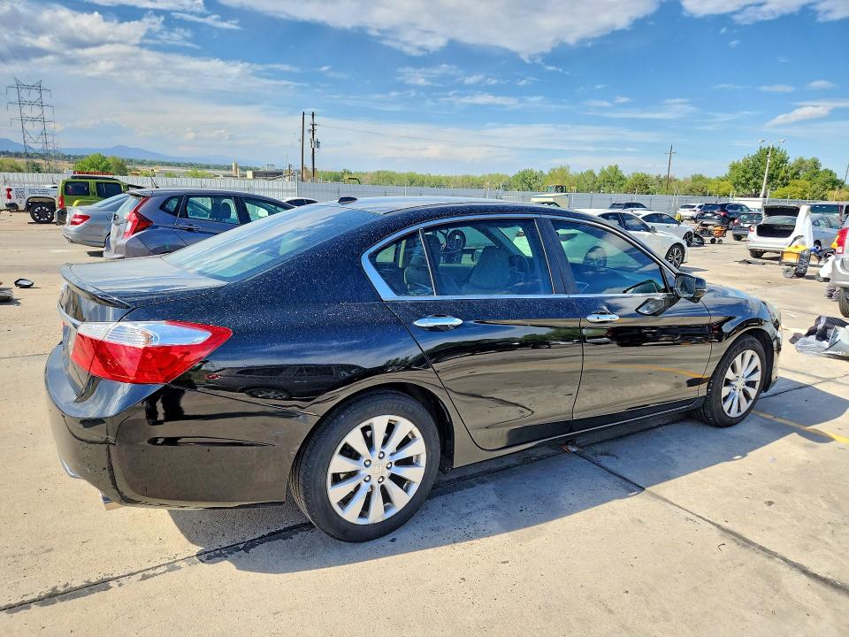 67283866 :رقم المزاد ، 1HGCR2F89DA020955 vin ، 2013 Honda Accord مزاد بيع