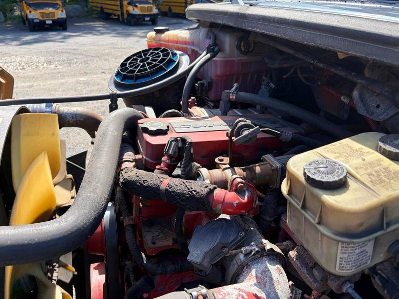 Продаж на аукціоні авто 2015 Freightliner Chassis, vin: 4UZABRDU6FCFW9523, номер лоту: 68623936