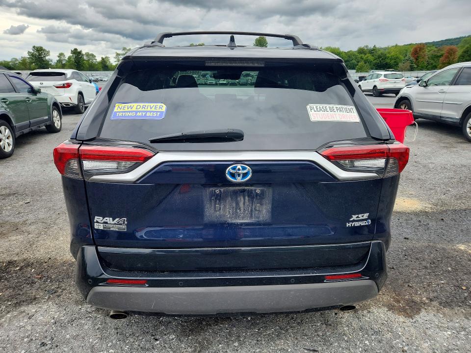 69843046 :رقم المزاد ، 4T3EWRFV4LU005830 vin ، 2020 Toyota Rav4 مزاد بيع