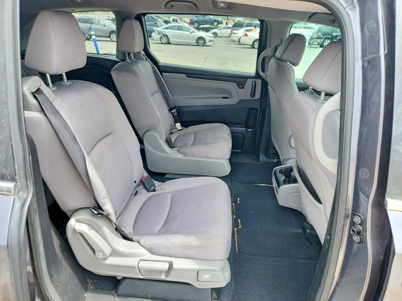 67210936 :رقم المزاد ، 5FNRL6H22KB135783 vin ، 2019 Honda Odyssey مزاد بيع