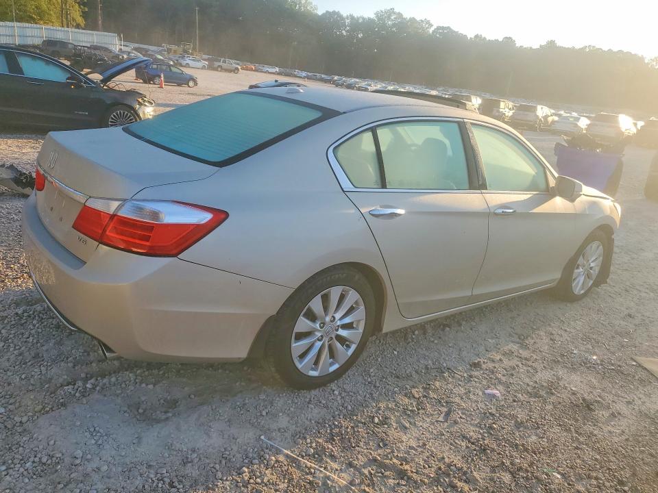Aukcja sprzedaży 2013 Honda Accord, vin: 1HGCR3F88DA001724, numer aukcji: 69132356