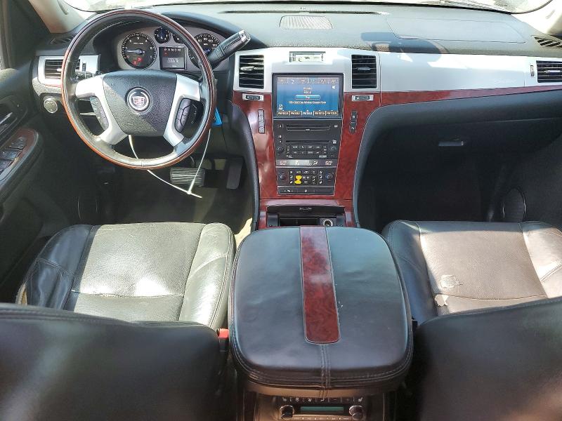 Продажа на аукционе авто 2008 Cadillac Escalade, vin: 1GYFK638X8R250971, номер лота: 67519316