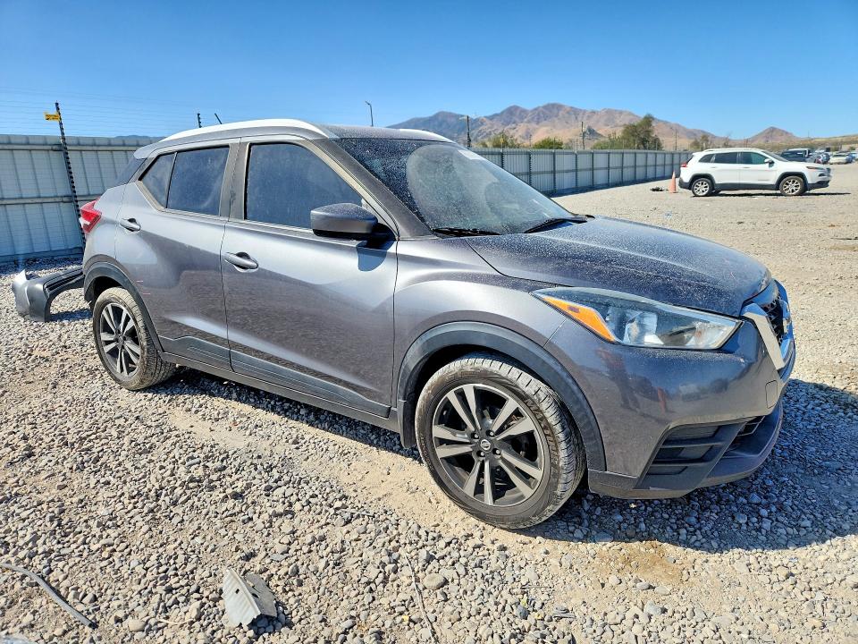 Продаж на аукціоні авто 2019 Nissan Kicks, vin: 3N1CP5CU3KL519864, номер лоту: 68597916