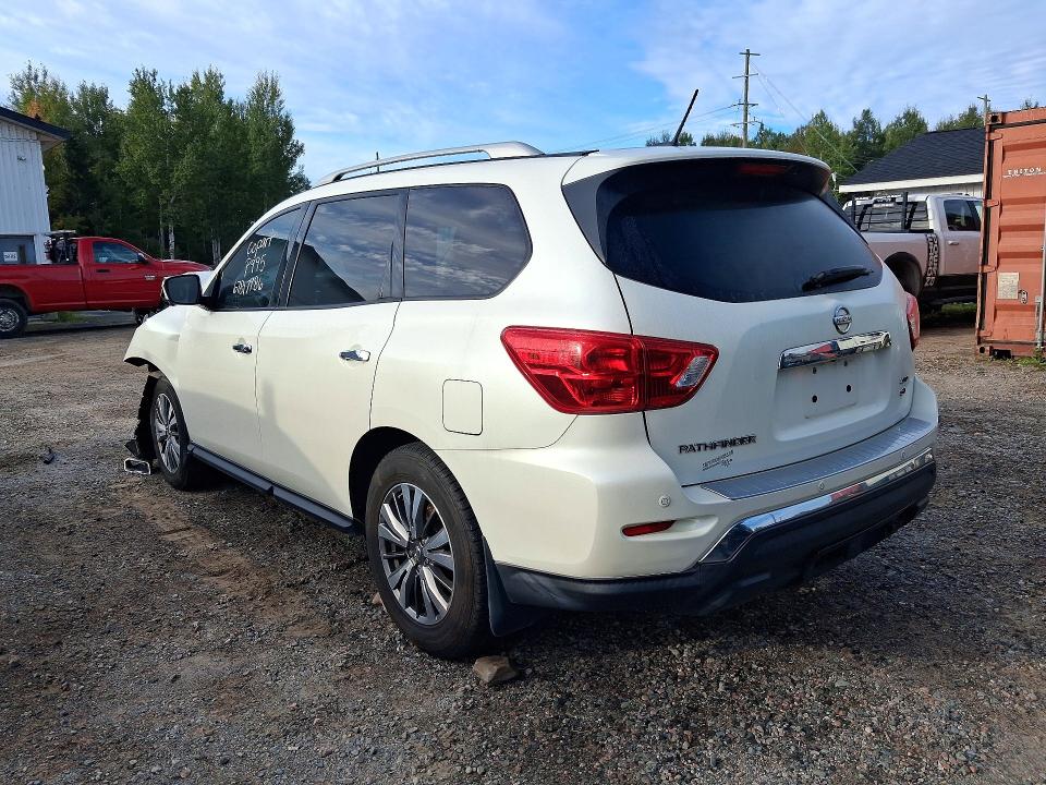 Auction sale of the 2018 Nissan Pathfinder, vin: 5N1DR2MM4JC623164, lot number: 67817986