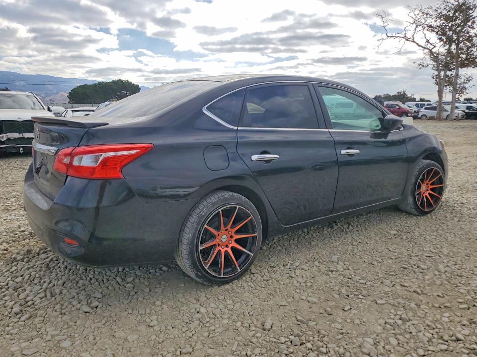 2019 Nissan Sentra მანქანა იყიდება აუქციონზე, vin: 3N1AB7AP3KY351905, აუქციონის ნომერი: 67382026