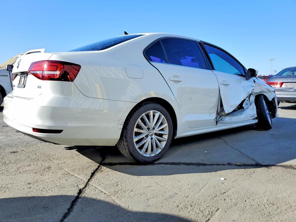2016 Volkswagen Jetta მანქანა იყიდება აუქციონზე, vin: 3VWL17AJ3GM203821, აუქციონის ნომერი: 68107056
