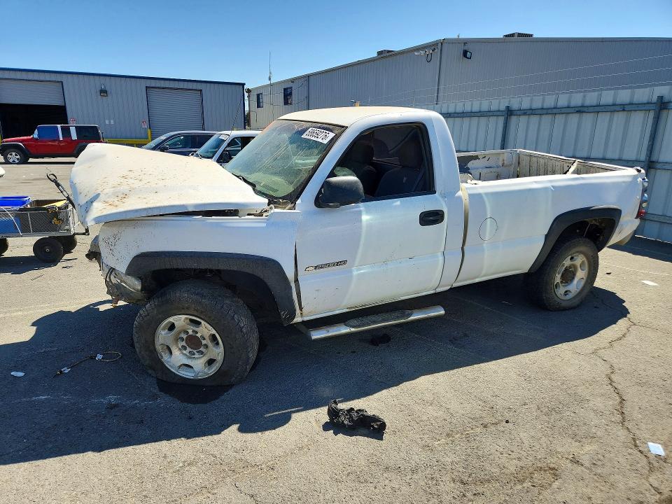 68659276 :رقم المزاد ، 1GCHC24U16E258736 vin ، 2006 Chevrolet Silverado مزاد بيع