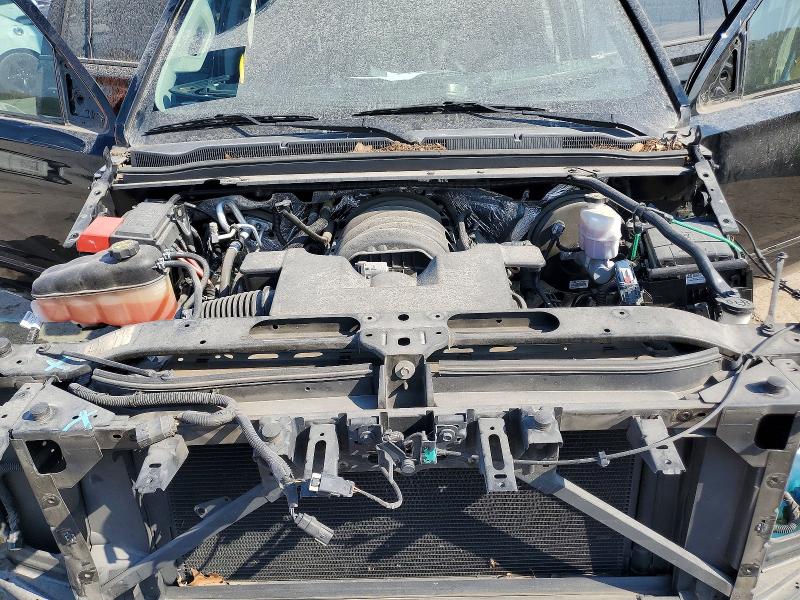 67366426 :رقم المزاد ، 1GNSCCKC8JR135854 vin ، 2018 Chevrolet Tahoe مزاد بيع