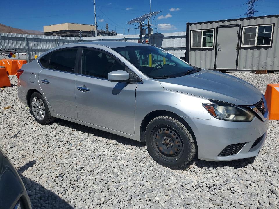 Aukcja sprzedaży 2017 Nissan Sentra, vin: 3N1AB7AP2HL667561, numer aukcji: 69233966