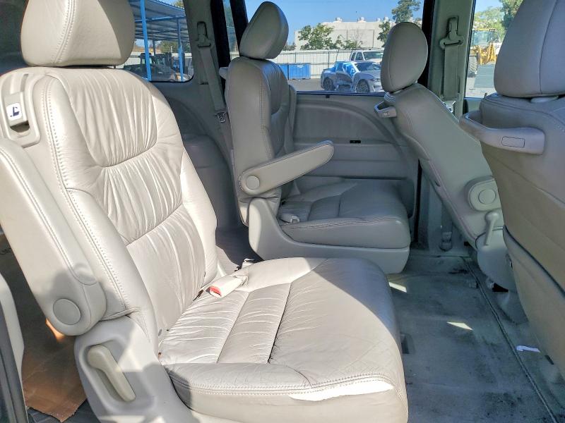 69354656 :رقم المزاد ، 5FNRL38798B405837 vin ، 2008 Honda Odyssey مزاد بيع