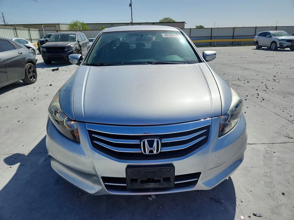 Продажа на аукционе авто 2011 Honda Accord, vin: 1HGCP2F60BA126633, номер лота: 69162526