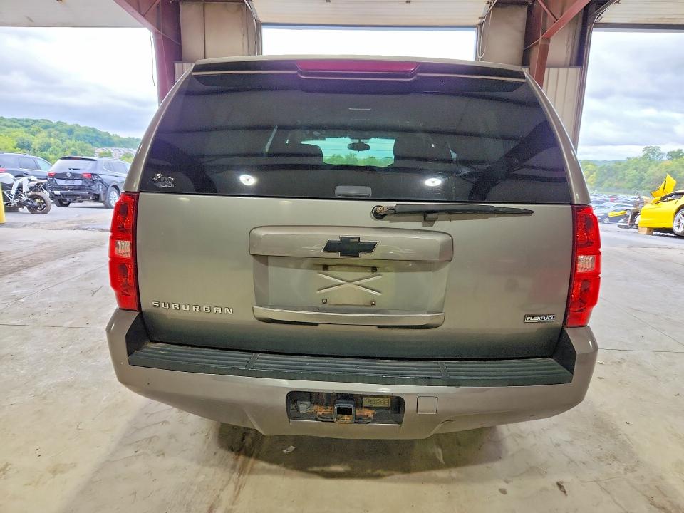 2009 Chevrolet Suburban მანქანა იყიდება აუქციონზე, vin: 1GNFK26379R270568, აუქციონის ნომერი: 70769816