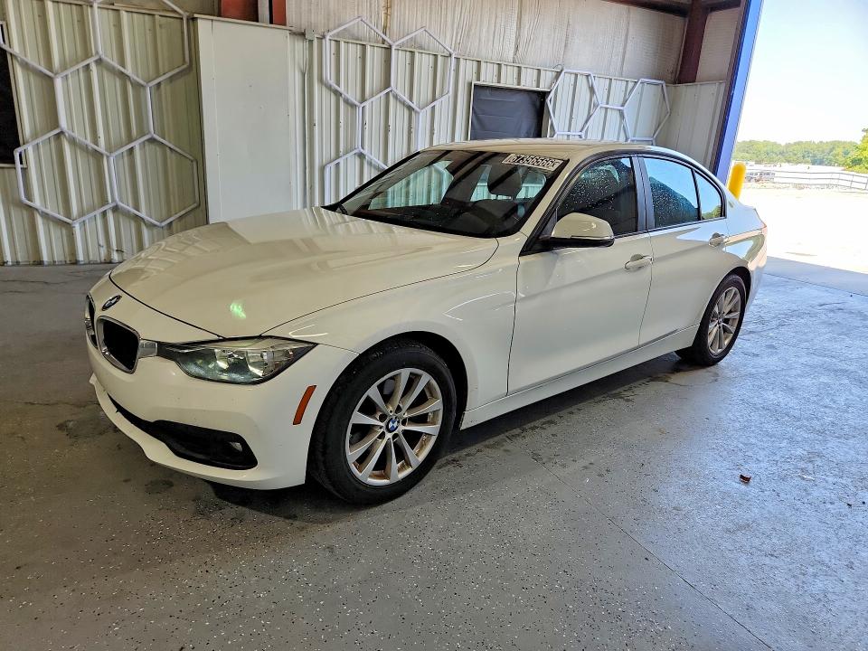 67356566 :رقم المزاد ، WBA8A9C54GK615612 vin ، 2016 Bmw 320 مزاد بيع