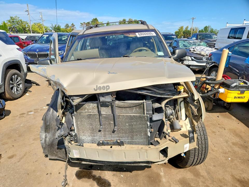 2000 Jeep Grand Cherokee მანქანა იყიდება აუქციონზე, vin: 1J4GW58S1YC381829, აუქციონის ნომერი: 69088886