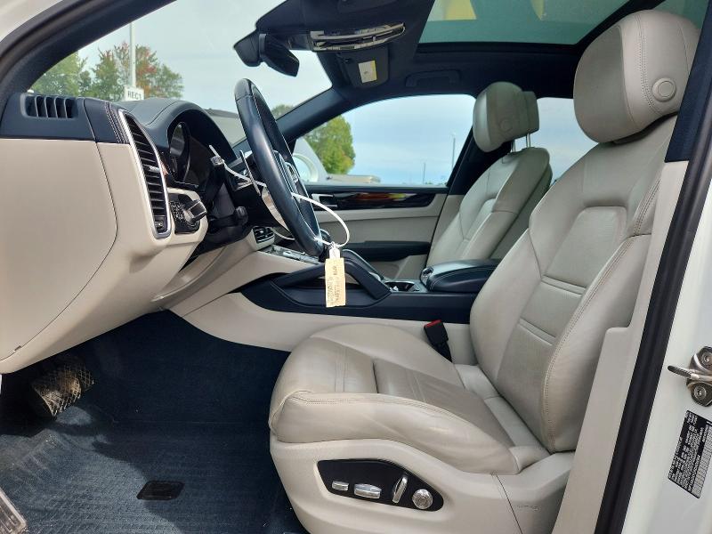 2019 Porsche Cayenne მანქანა იყიდება აუქციონზე, vin: WP1AA2AY2KDA06054, აუქციონის ნომერი: 69697656