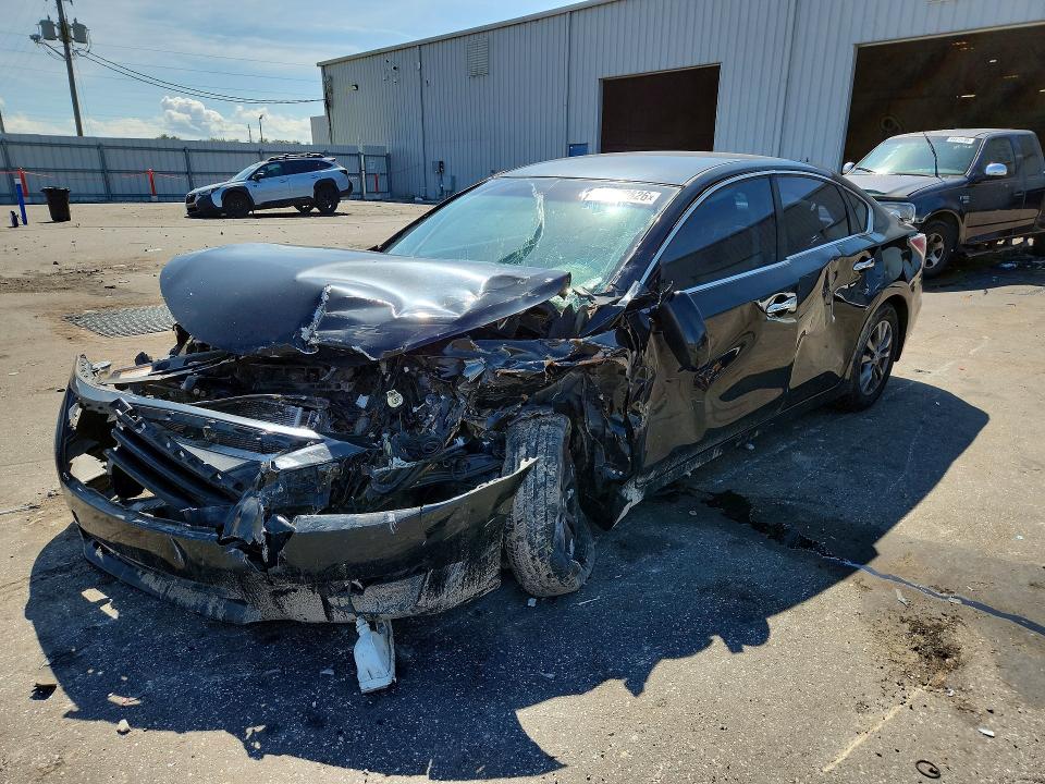 Продажа на аукционе авто 2015 Nissan Altima, vin: 1N4AL3AP4FC579435, номер лота: 68270826