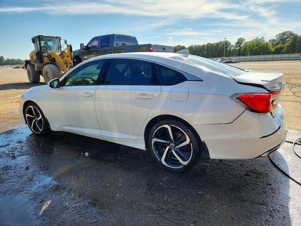 Продажа на аукционе авто 2019 Honda Accord, vin: 1HGCV1F38KA117717, номер лота: 70317486