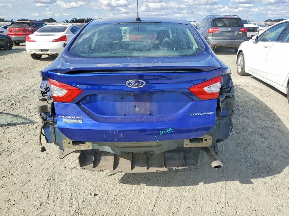 67673266 :رقم المزاد ، 3FA6P0SU1FR206951 vin ، 2015 Ford Fusion مزاد بيع
