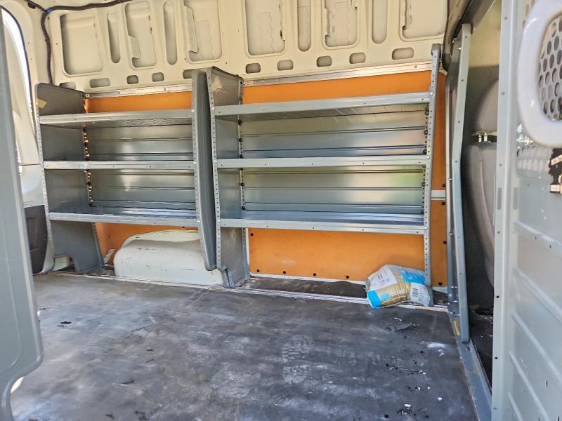68574196 :رقم المزاد ، 1N6BF0LYXHN809980 vin ، 2017 Nissan Nv مزاد بيع