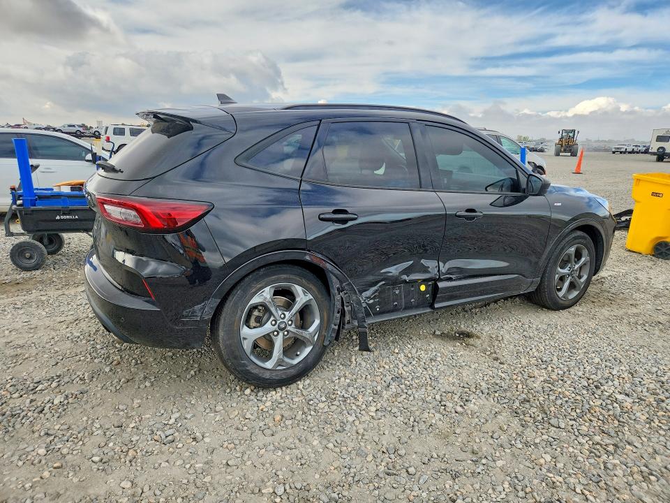 2023 Ford Escape მანქანა იყიდება აუქციონზე, vin: 1FMCU0MNXPUA74404, აუქციონის ნომერი: 70360786