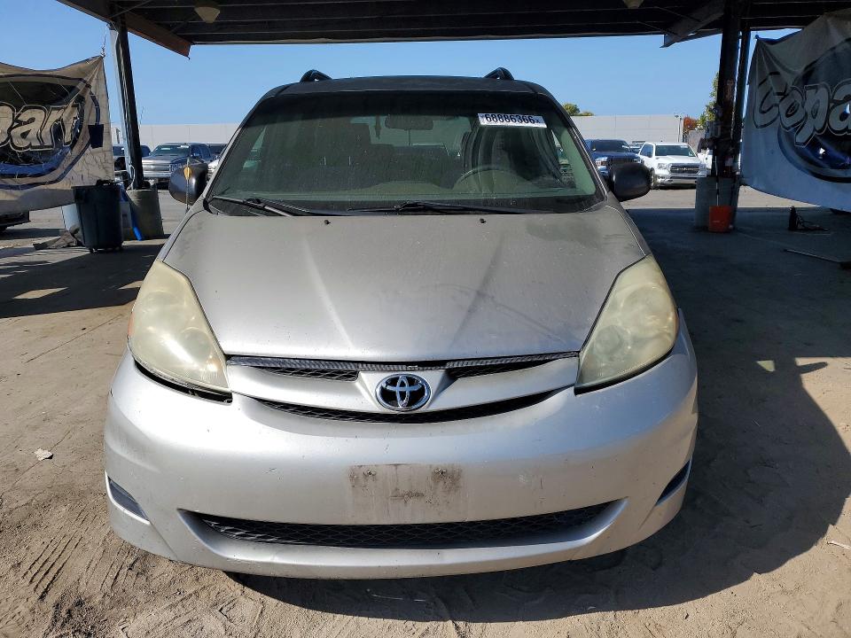 68886366 :رقم المزاد ، 5TDZA23C26S551462         vin ، 2006 Toyota Sienna مزاد بيع