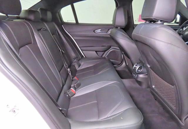 71092946 :رقم المزاد ، ZARFAMAN6P7668014 vin ، 2023 Alfa Romeo Giulia مزاد بيع