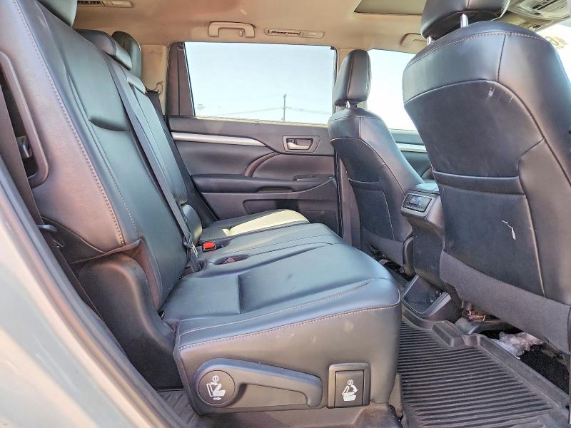 68633996 :رقم المزاد ، 5TDJGRFH9KS055029 vin ، 2019 Toyota Highlander Hybrid مزاد بيع