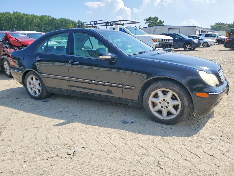 2004 Mercedes-benz C მანქანა იყიდება აუქციონზე, vin: WDBRF61J24A564389, აუქციონის ნომერი: 67874726