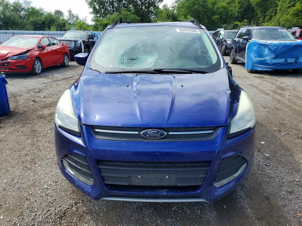 68094566 :رقم المزاد ، 1FMCU0G96FUB83178 vin ، 2015 Ford Escape مزاد بيع