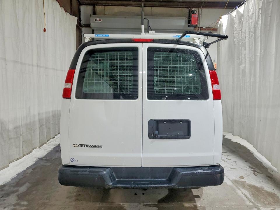 68059506 :رقم المزاد ، 1GCWGAFP5L1148465 vin ، 2020 Chevrolet Express G2500 مزاد بيع