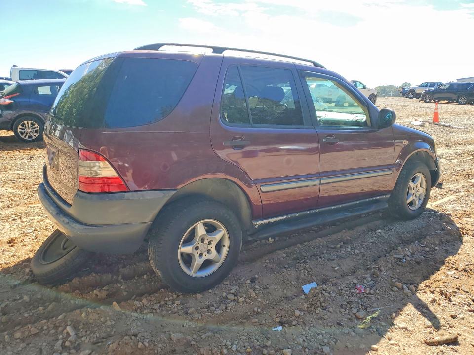 70680226 :رقم المزاد ، 4JGAB54EXWA023205 vin ، 1998 Mercedes-benz Ml مزاد بيع