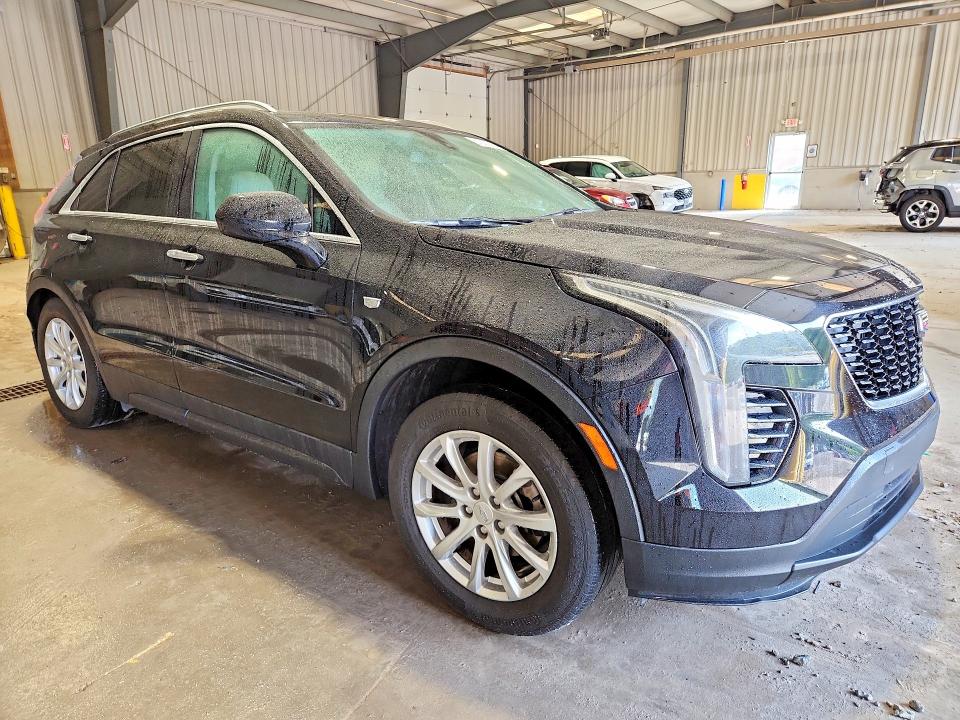 67537606 :رقم المزاد ، 1GYFZBR4XKF152413 vin ، 2019 Cadillac Xt4 مزاد بيع